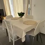 Maison Entiere Avec Jardin , Proche Bordeaux, Rocade Et Arkea Arena Vakantiehuis *