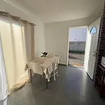Vakantiehuis Maison Entiere Avec Jardin , Proche Bordeaux, Rocade Et Arkea Arena *